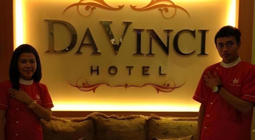 Hotel Davinci Kendari Exteriör bild